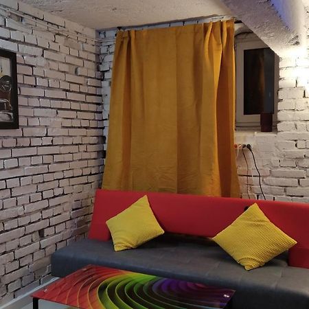 Cosy Dungeon Double Room With Ac Cracovia Exterior foto