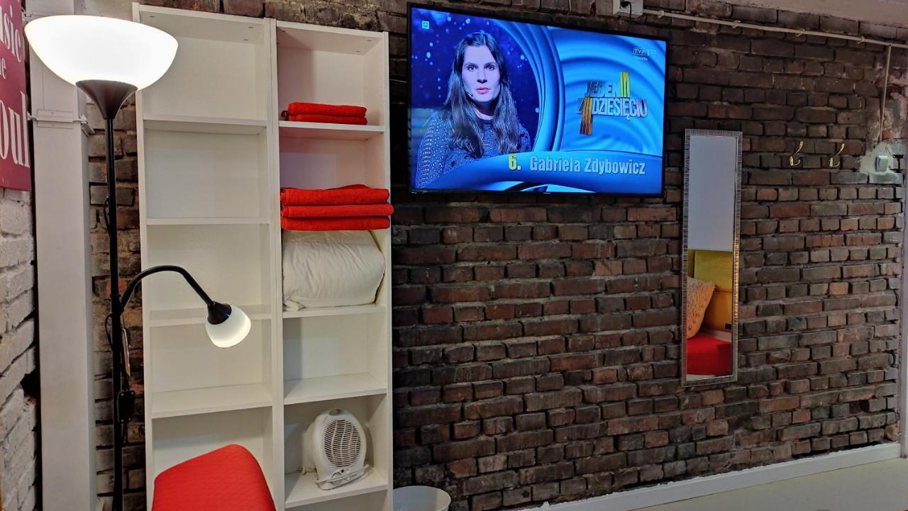 Cosy Dungeon Double Room With Ac Cracovia Exterior foto