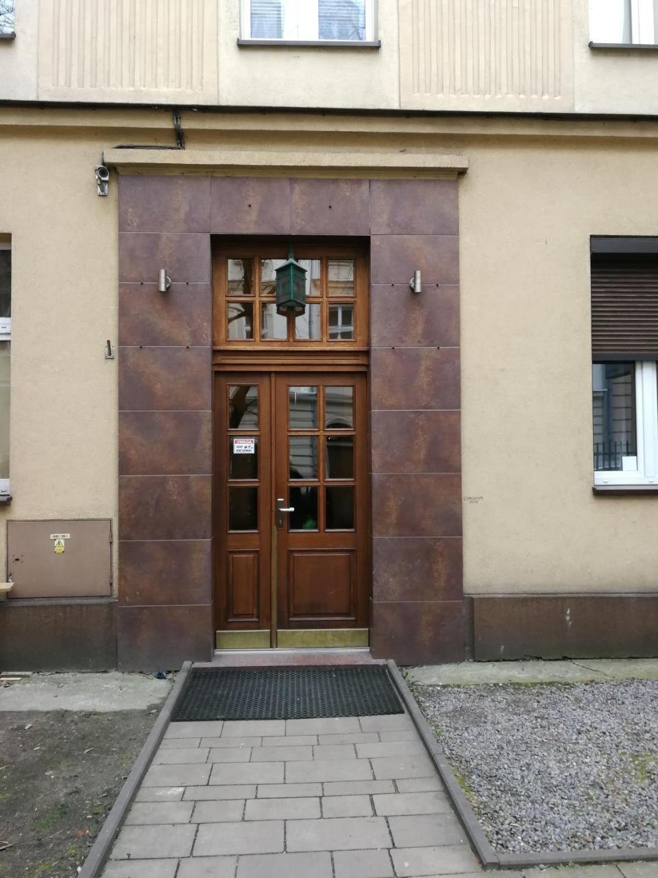 Cosy Dungeon Double Room With Ac Cracovia Exterior foto