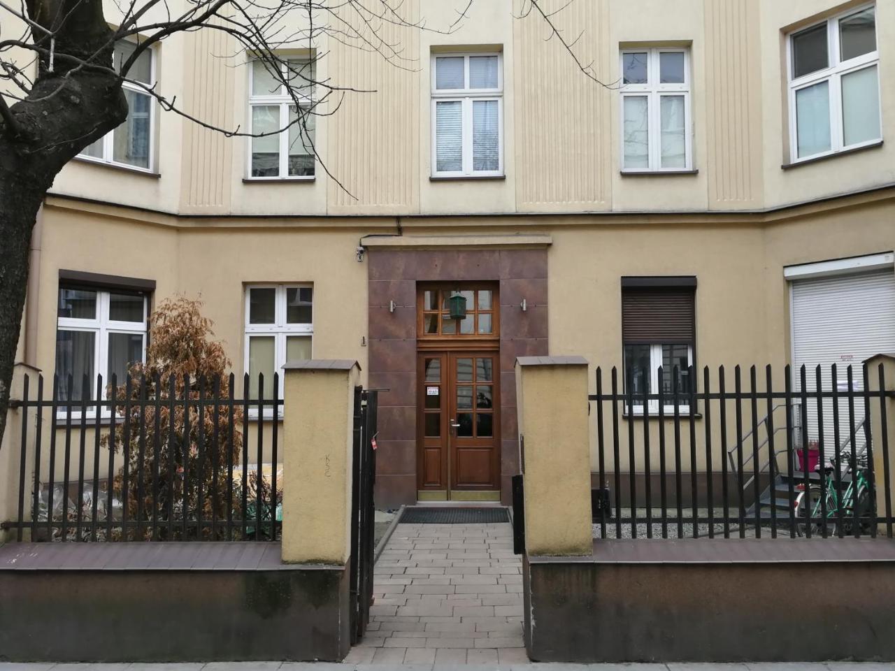 Cosy Dungeon Double Room With Ac Cracovia Exterior foto
